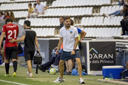 Molo, en un gest de ràbia durant el partit de diumenge passat contra la Nucia.