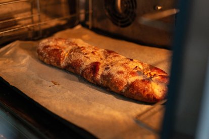 La coca de forner és una recepta senzilla però deliciosa de la nostra pastisseria.