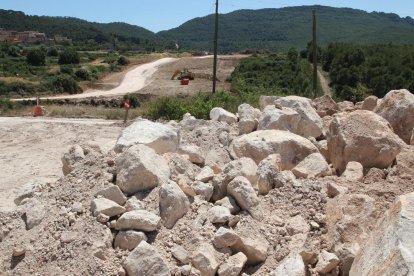 Actuaciones previas al emboquillamiento del túnel del Coll de Lilla por la zona de Montblanc.