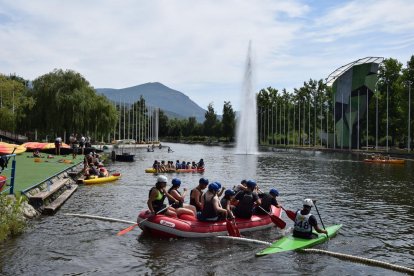 La zona de aguas tranquilas donde se llevan a cabo actividades de piragüismo. 