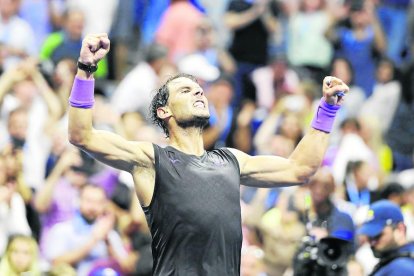 Nadal pasa a cuartos en el US Open anotando puntos brillantes