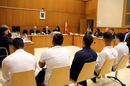 Los acusados durante la sesión del juicio de ayer.