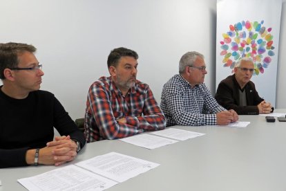 Un momento de la presentación del proyecto ‘Stolpersteine’ y las visitas escolares a campos nazis. 