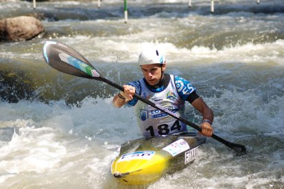 Pau Etxaniz va firmar un doblet al guanyar tant en canoa com en caiac de la categoria júnior.