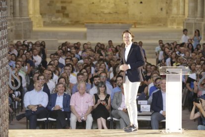 Unos 300 empresarios siguieron ayer la conferencia de Küppers en la nave central de la Seu Vella.