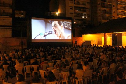 Tàrrega obre amb èxit el cicle de projeccions estivals del Cinema a la Fresca