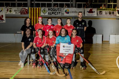 Plantilla del Lleida.net Alpicat Femení, que vol continuar fent història.