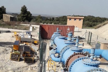 Obres al canal Segarra-Garrigues, que aquest any regarà un miler d’hectàrees més.