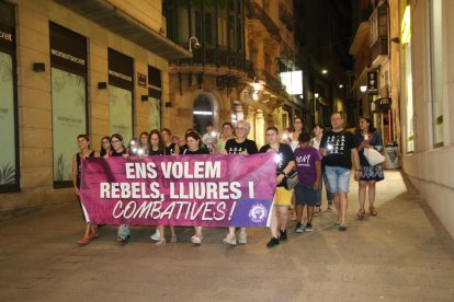 Concentració de Marea Lila de dilluns passat contra la violència masclista.