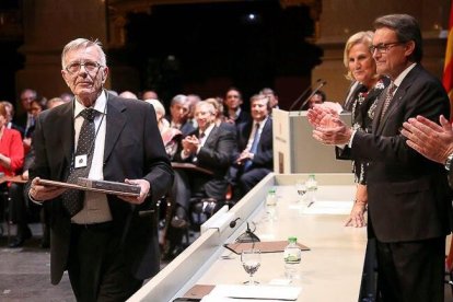 Llorenç Sànchez tras recibir la Creu de Sant Jordi. 