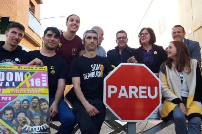 Roger Español presidió la inauguración del certamen y el despegue de los farolillos por la libertad. 