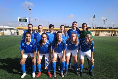 En la imagen, el equipo titular que sacó Roger Lamesa en el campo del Villarreal.