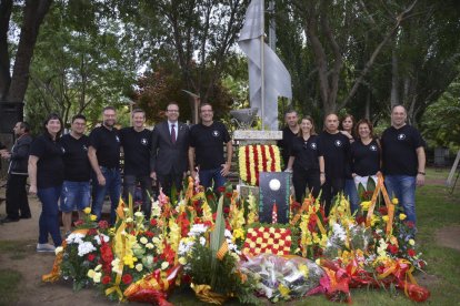 Ofrenda de los que cumplen 50 años en Mollerussa.