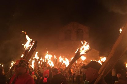 La población de la Durro es la primera que celebra fallas.