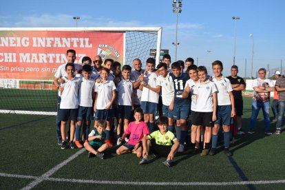 Cambrils y Vic triunfan en los torneos de fútbol base del Bordeta