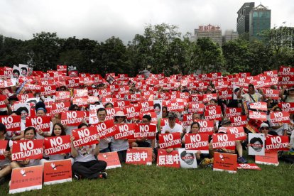 Hong Kong asegura que seguirá adelante con la ley de extradición