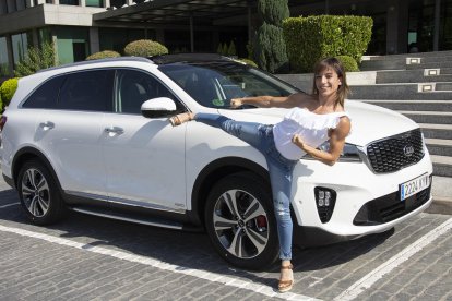 Kia va fer entrega d'un Kia Sorento a la seua nova ambaixadora de la marca, la karateka espanyola Sandra Sánchez.