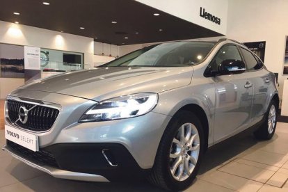 Volvo V40