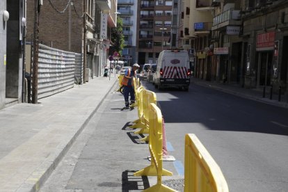 Els preparatius per a les obres a Anselm Clavé van començar ahir.