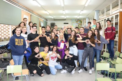 La activista y activista Chus Borrell ofreció ayer una charla a los estudiantes de Bachillerato. 