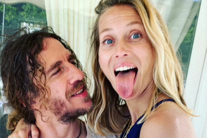 La model Vanesa Lorenzo demana matrimoni al lleidatà Carles Puyol