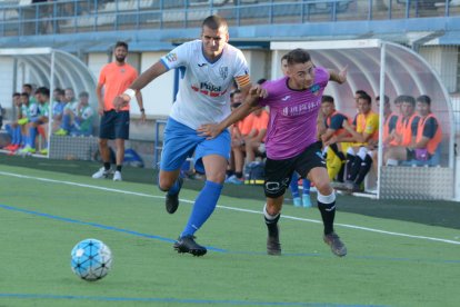 El Mollerussa va tenir moments de bon joc, davant d’un Lleida que es va mostrar més encertat.