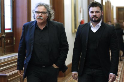 Imagen de archivo de Joan Tardà y Gabriel Rufián, en el Congreso de los Diputados.