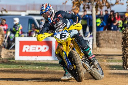 Ferran Cardús, durante una de las mangas disputadas ayer en el Circuit d’Alcarràs.