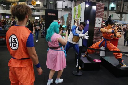 El cosplay, disfresses de personatges màniga, a l’alça al saló.