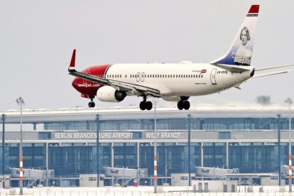 Imagen de la reunión de ayer de la mesa estratégica del aeropuerto de Alguaire. 