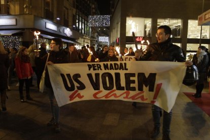 Arran convocó ayer una “marxa de torxes” en Lleida para exigir la libertad de los políticos presos.