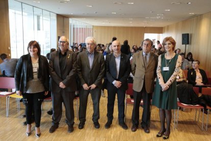 Ramón Térmens, tercero por la izquierda, antes de su conferencia.