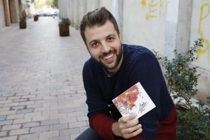 El cantautor del Maresme Abel Munné presentará mañana en La Boîte su primer álbum de estudio.