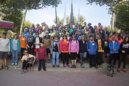 Els participants en la marxa contra l’Alzheimer.