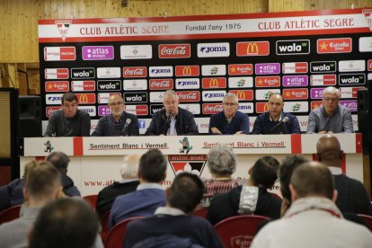 Una vista de la asamblea de socios del Atlètic Segre celebrada ayer.