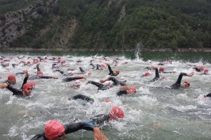 El Pont de Suert corona a los campeones de Catalunya de triatlón