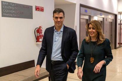 Pedro Sánchez i Susana Díaz, ahir a Sevilla.