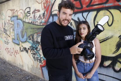 El fotógrafo Luca Feller, ayer, durante una de las sesiones.