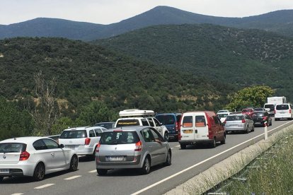 Colas de hasta diez kilómetros para acceder a Andorra en coche