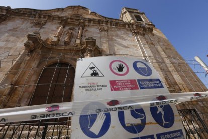 La iglesia de Algerri está a la espera de que se inicien los trabajos.