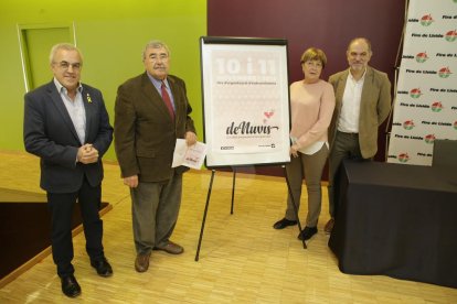 El acto de presentación del salón De Nunvis.