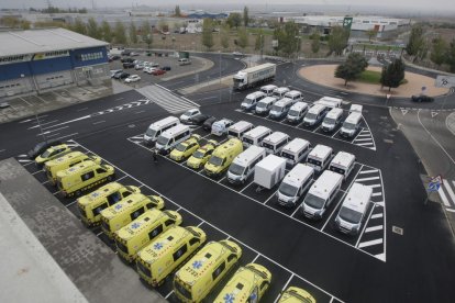 Imatge d’arxiu de les ambulàncies al polígon Camí dels Frares.