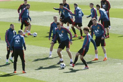 Andrés Iniesta, entrenando con la selección, que hoy se medirá a Alemania en un amistoso.