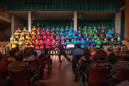 El Centre Cívic Lo Ball de la Granja d’Escarp va acollir el concert de la Coral Maristes Montserrat.