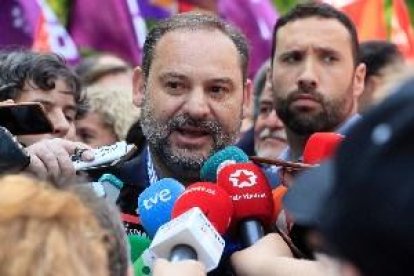 Ábalos assegura que es manté la reunió amb ERC del 10 de desembre