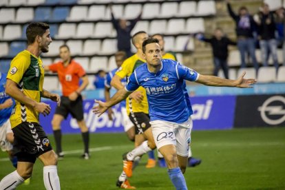 Victòria i lideratge per al Lleida