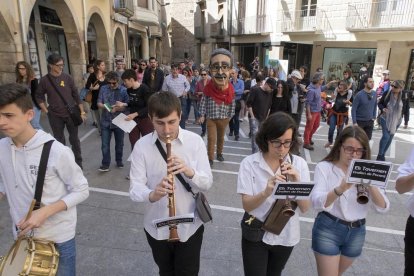 La ruta pel centre de Tàrrega per reivindicar Pedrolo.