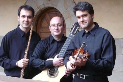 El Trio Palatino actuará hoy en la iglesia de Santa Maria de Arties.  