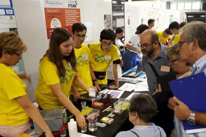 Alumnes del Torre Vicens, en un congrés internacional de ciència