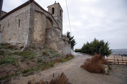 Imatge del carrer de la Baixada de l’Església de Rubinat.